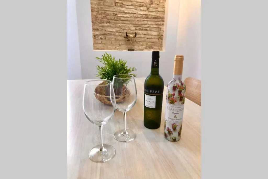 Apartamento Gatu Premium Villa Libertad, Preferente Mayores De 25 Anos Y Familias Cádiz