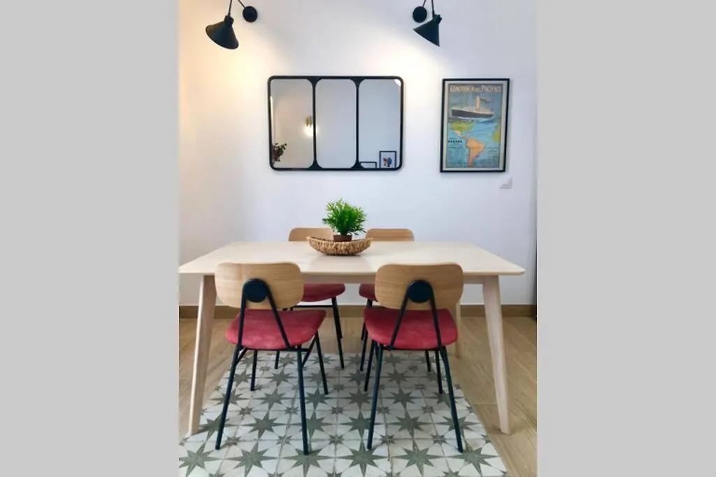 Apartamento Gatu Premium Villa Libertad, Preferente Mayores De 25 Anos Y Familias Cádiz España