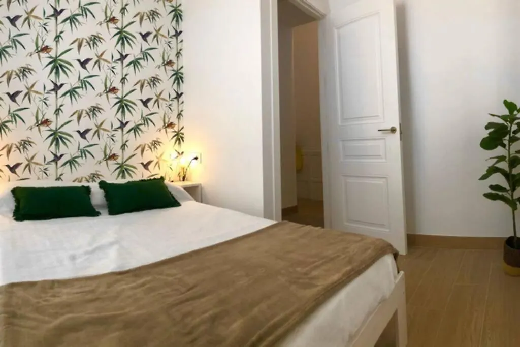 Gatu Premium Villa Libertad, Preferente Mayores De 25 Anos Y Familias Cadiz
